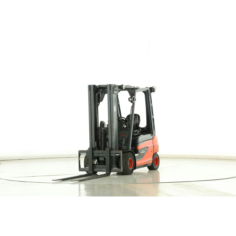 copy of Chariot élévateur Electrique 3000kg Linde E-30-H-01-600 (1252)