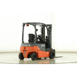 Chariot élévateur...