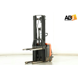 Gerbeur Autoporté 1250kg BT...