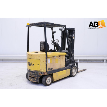 Chariot élévateur Yale ERC-30-AGF Electrique 3000kg Année 2002 Levage triplex 4710mm