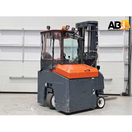 Chariot élévateur Combilift CBE-2500 Multidirectionnel Electrique 2500kg Année 2019 Levage mât triplex 5500mm