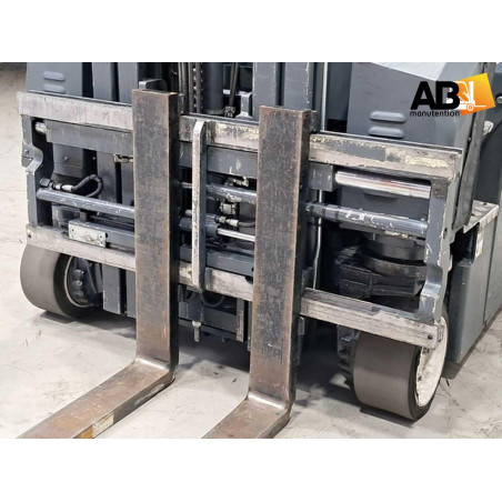 Chariot élévateur d'occasion latéral ou multidirectionnel électrique 2,5t Combilift CBE-2500