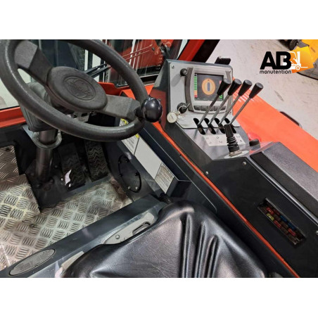 Chariot élévateur d'occasion latéral ou multidirectionnel électrique 2,5t Combilift CBE-2500