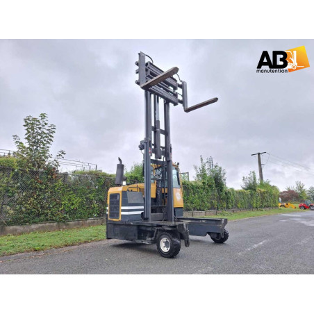 Chariot élévateur d' occasion Latéral ou Multidirectionnel gaz 8,0t Combilift C8000-15