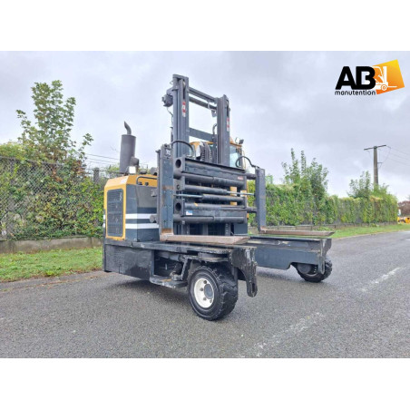 Chariot élévateur d' occasion Latéral ou Multidirectionnel gaz 8,0t Combilift C8000-15