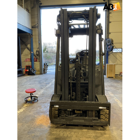Chariot élévateur d'occasion gaz 2,0t Linde H-20-T-01