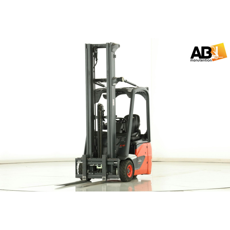 chariot elevateur electrique 3 roues  LINDE 1,2t - AB MANUTENTION 59