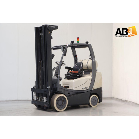 chariot elevateur occasion gaz  CROWN 1,8t - AB MANUTENTION 59