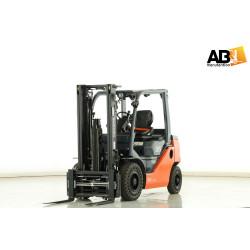 chariot elevateur occasion DIESEL  TOYOTA 2t - AB MANUTENTION 59