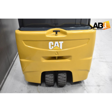 Chariot élévateur d'occasion Electrique 3 roues 1,8T Caterpillar 2ET4000