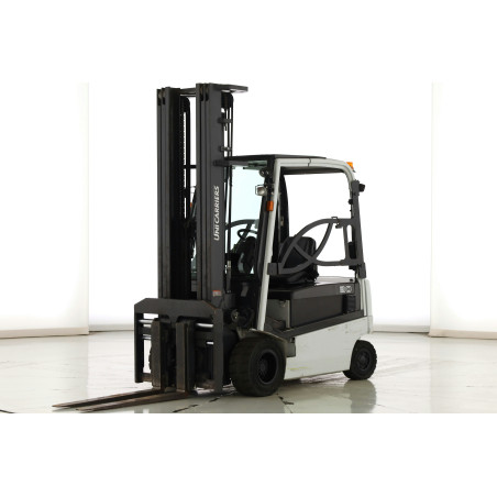 chariot elevateur occasion électrique 3 roues  UNICARRIERS 3t - AB MANUTENTION 59