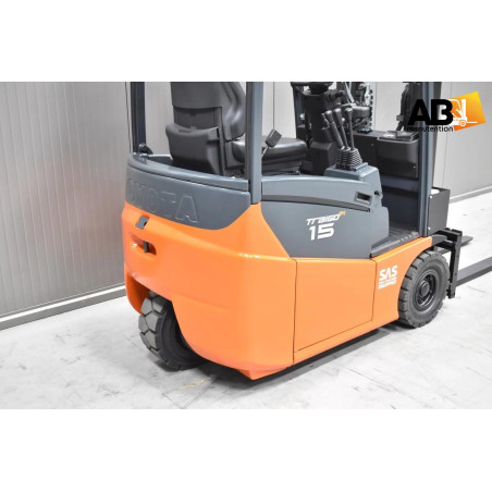 Chariot élévateur d'occasion Electrique 3 roues 1,5T Toyota 7-FBEST-15