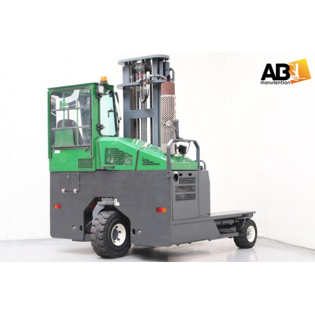 Chariot élévateur d'occasion Multidirectionnel Gaz 4,0T Combilift C-4000