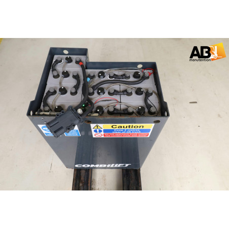 Chariot élévateur d'occasion Multidirectionnel Electrique 3,0T Combilift CBE-3000