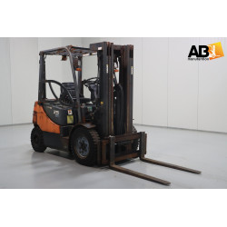 Chariot élévateur d'occasion DOOSAN diesel 2,5T - AB MANUTENTION (59).