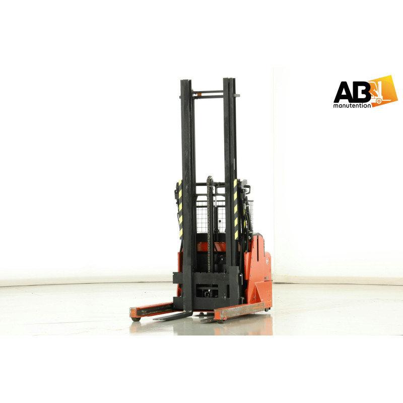 Gerbeur accompagnant d'occasion électrique BT 1,2T - AB MANUTENTION.
