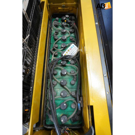Gerbeur Accompagnant 1400kg  Yale MS14