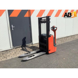 Gerbeur d'occasion LINDE 1200KG - AB MANUTENTION - 59.