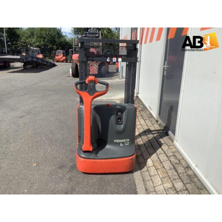Gerbeur Accompagnant 1200kg  Linde L12 HT48