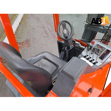 Chariot élévateur d'occasion Multidirectionnel Gaz 2,5T AMLIFT AGILIFT 25-12-49