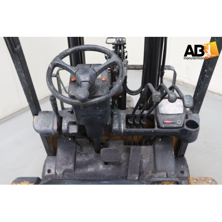 Caterpillar EP-20-KT Chariot élévateur d'occasion Electrique 3 roues 2,0T