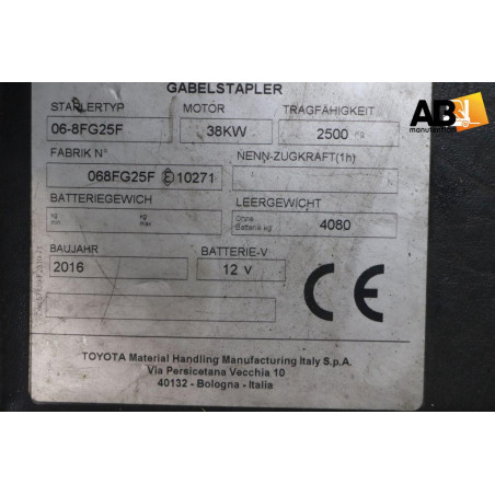 Copy3033_Toyota 06-8-FG-25-F Chariot élévateur d'occasion Gaz 2,5T