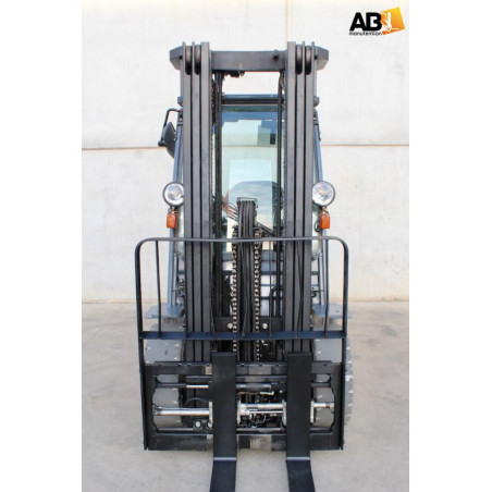 Copy3233_Toyota 02-8-FGF-30 Chariot élévateur d'occasion Gaz 3,0T