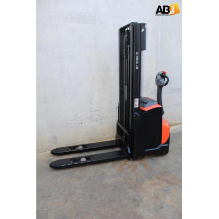 Copy 4102_BT SWE 100 Gerbeur d'occasion accompagnant 1,0T