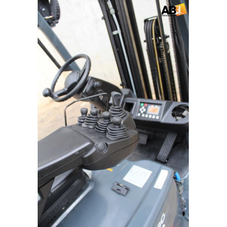 Toyota 8-FBE-16-T Chariot élévateur d'occasion Electrique 3 roues 1,6T