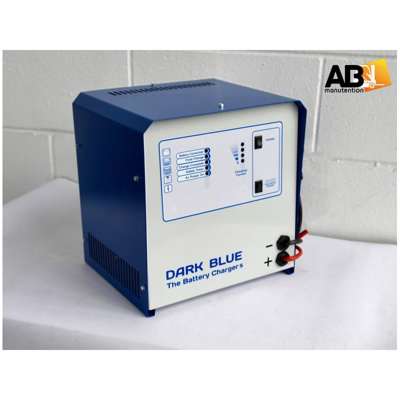 Chargeur de batterie monophasé Neuf 24v50Ah