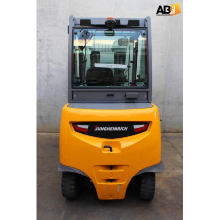 Jungheinrich EFG 545K Chariot élévateur d'occasion Electrique 4 roues 4,5T